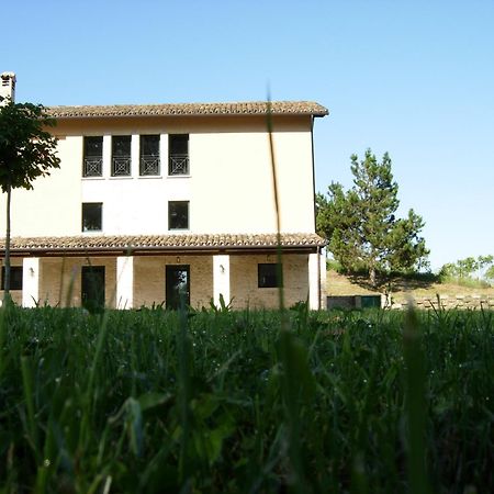 Agriturismo La Casa Del Vecchio Mulino Villa Carassai Exteriör bild