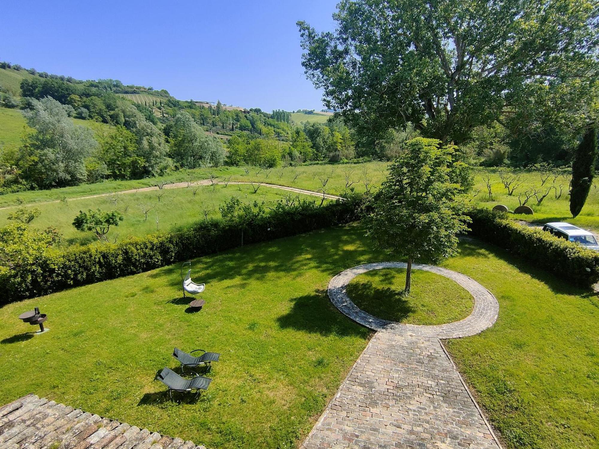 Agriturismo La Casa Del Vecchio Mulino Villa Carassai Exteriör bild