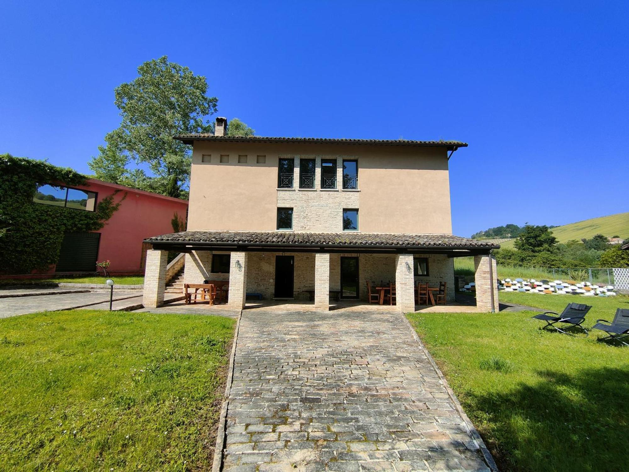 Agriturismo La Casa Del Vecchio Mulino Villa Carassai Exteriör bild